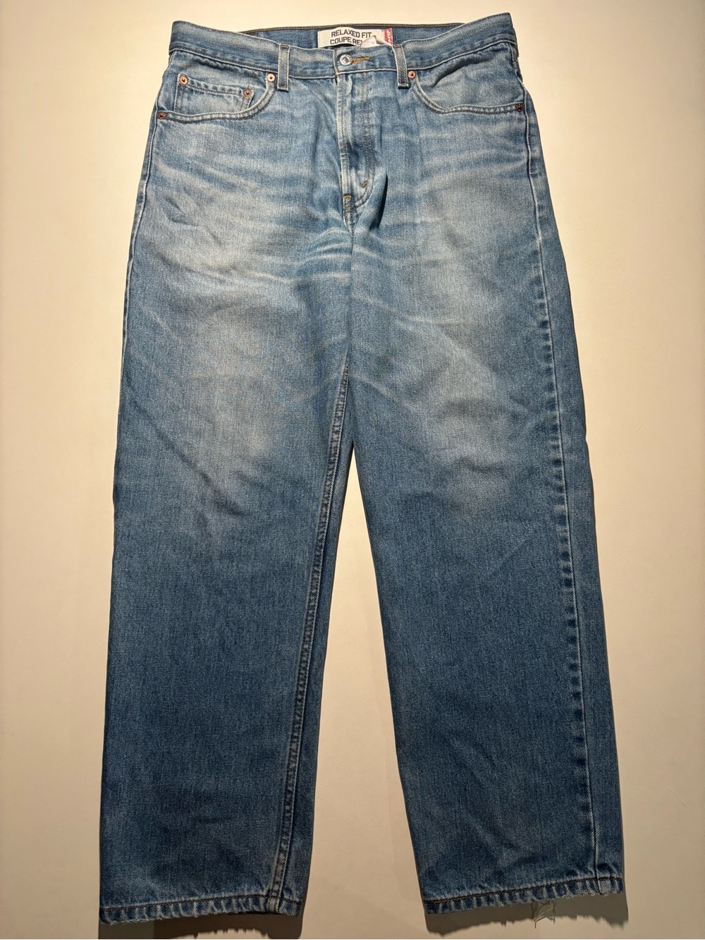 2008 Levi's Relaxed Fit Light faded Blue Denim Jeans